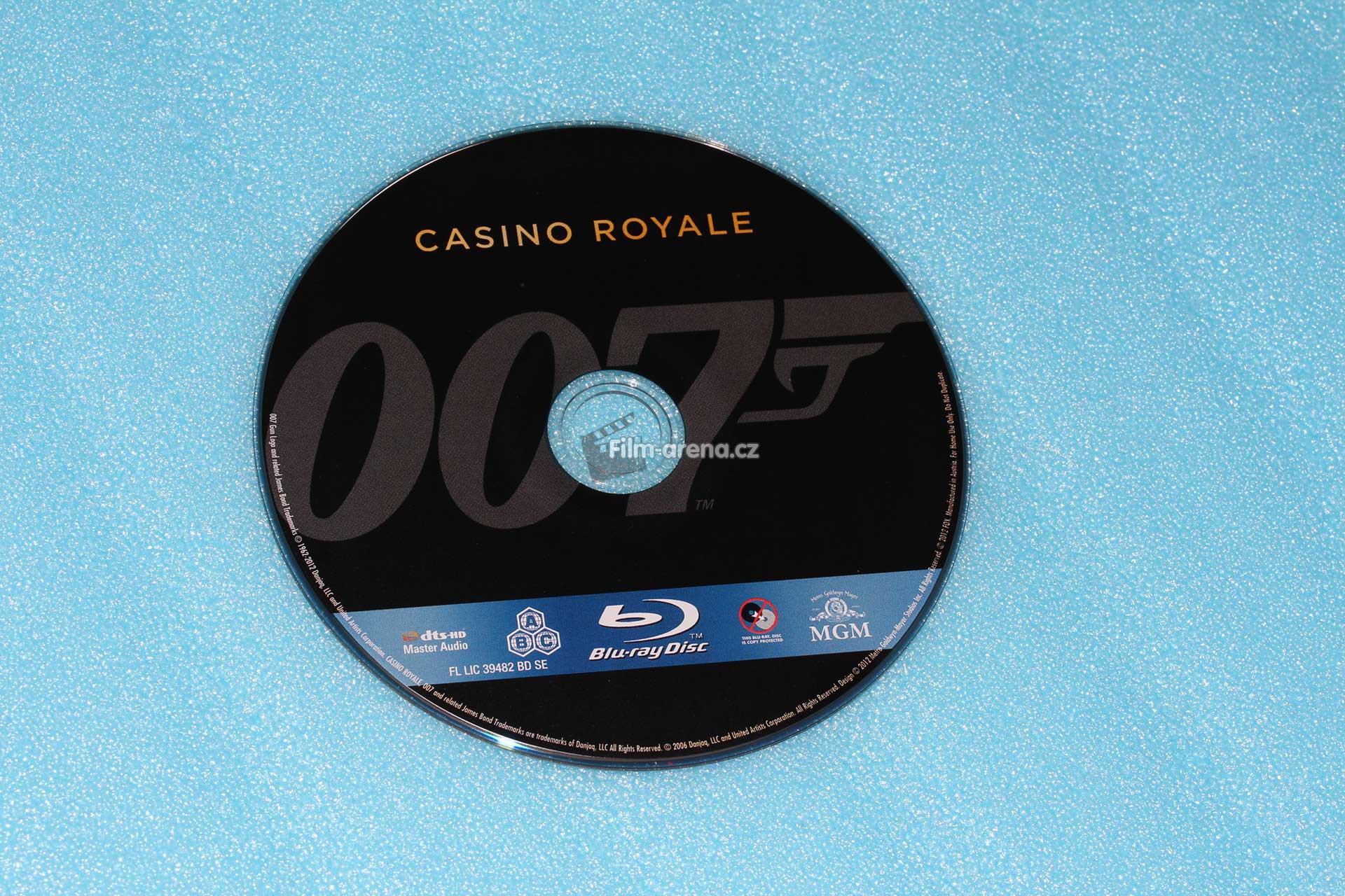 http://www.filmarena.cz/upload/images/nazivo/James_Bond/2006_Casio_royale/2006_casino_06.jpg